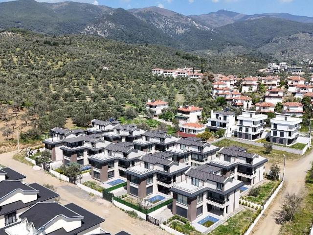 Edremit, Balikesir içerisinde satılık Villa