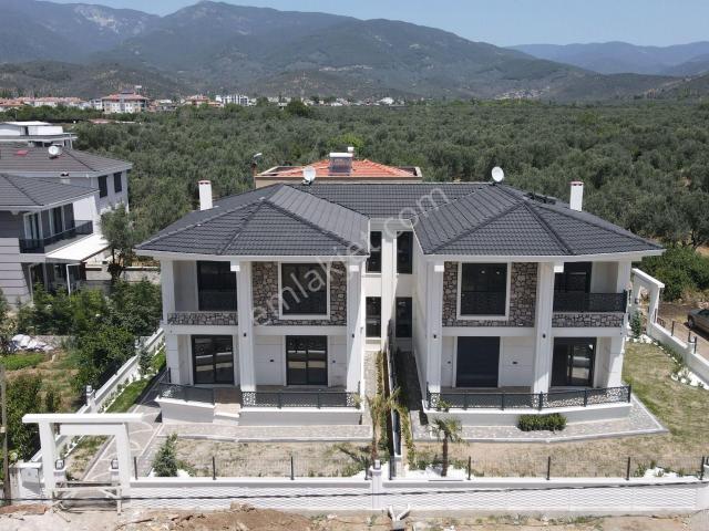 Edremit içerisinde satılık Villa
