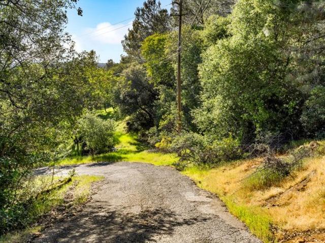 Land for sale in Auburn, California