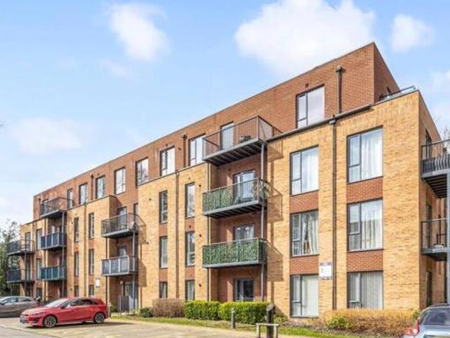 House for sale in Surrey, England