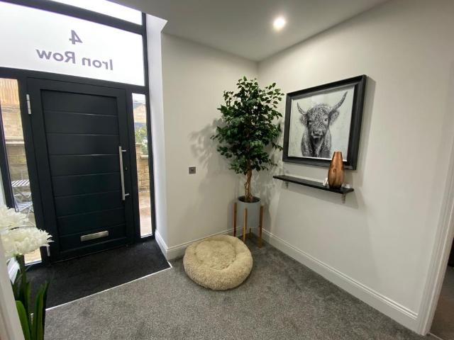 Apartment for rent in Esscroft, Bradford