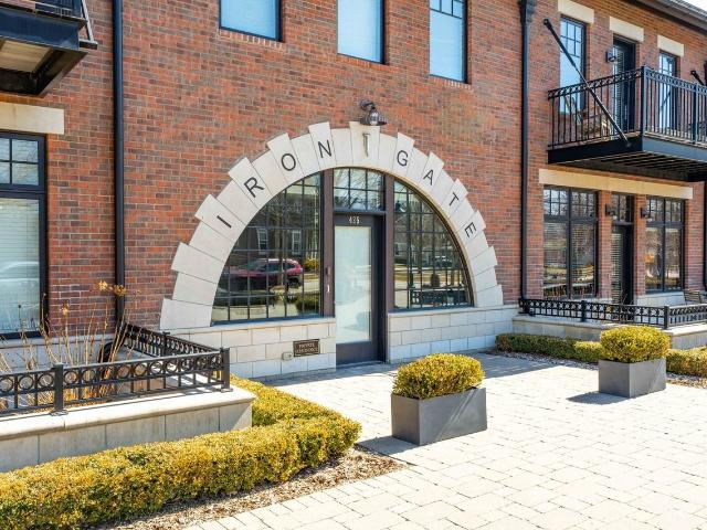Apartment for rent in Birmingham, Michigan