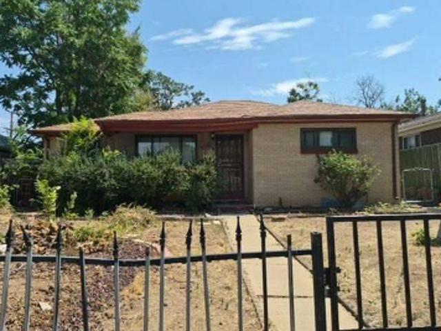 House for sale in Aurora, Colorado