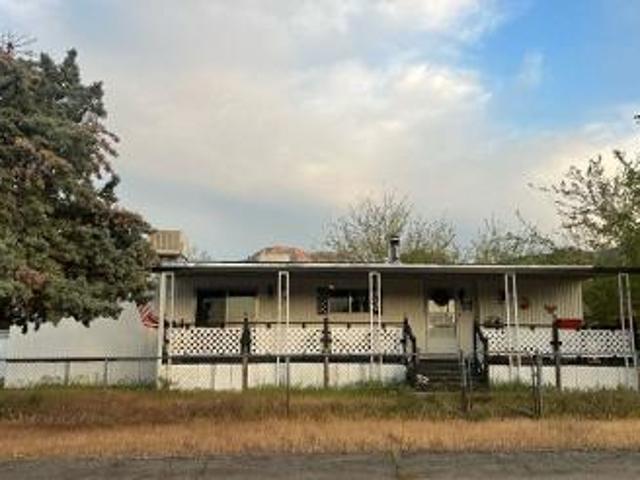 House for sale in Weldon