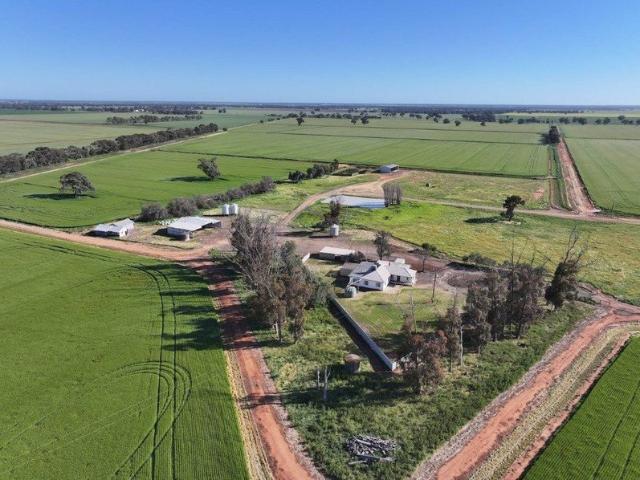 Cottage for sale in Logie Brae, Murrumbidgee Council