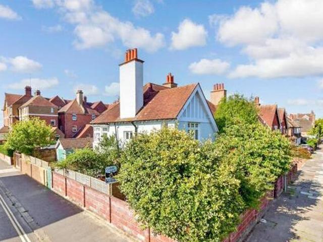 House for sale in Clapham, West Sussex