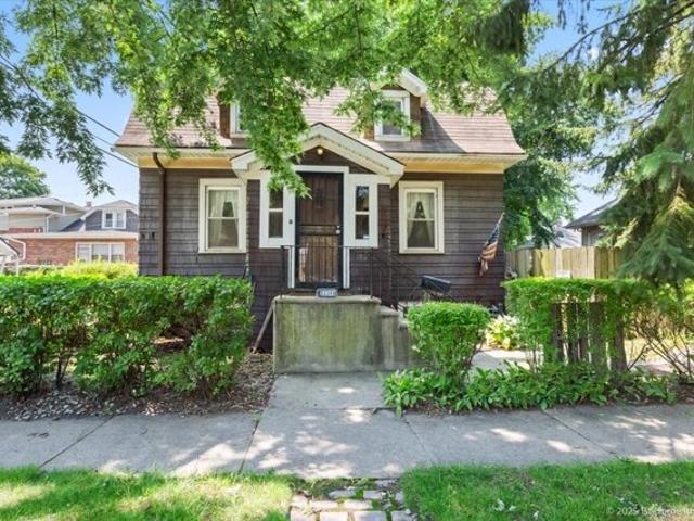 House for sale in Blue Island