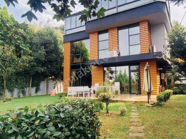 Kurtköy, Sapanca içerisinde kiralık Villa