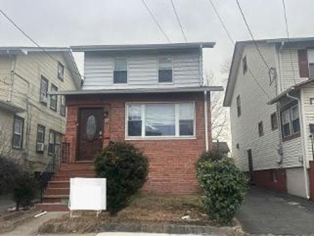 House for sale in Irvington, Essex County