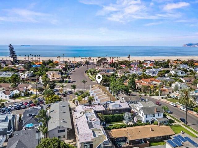 Condo for sale in Coronado, California