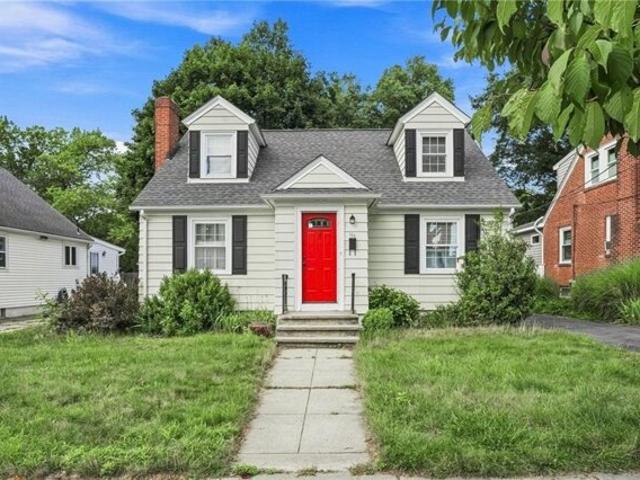 House for sale in Providence, Providence County