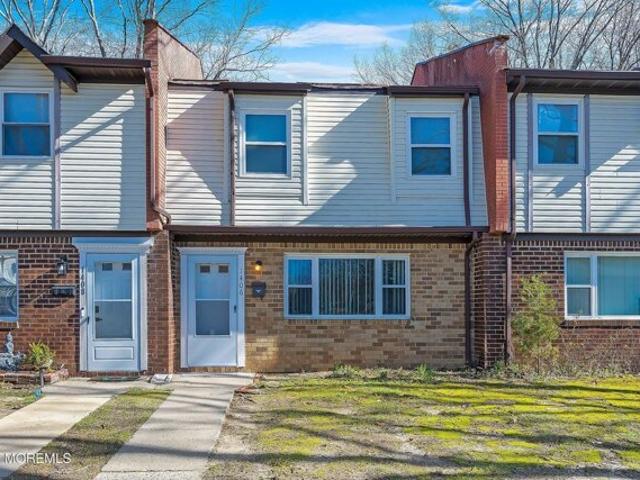 Condo for sale in Brick