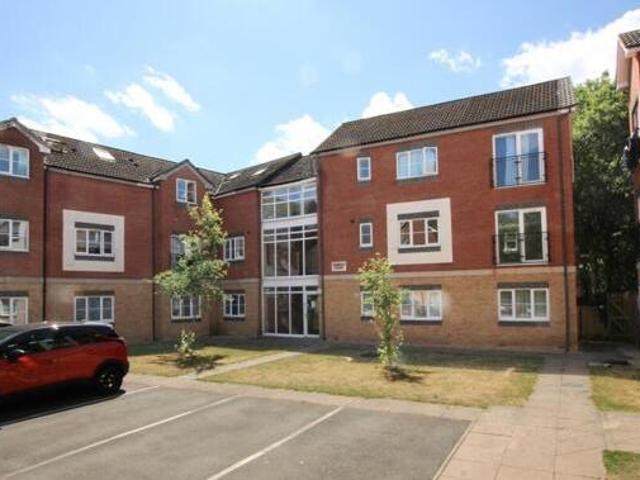 House for sale in Kettering, North Northamptonshire