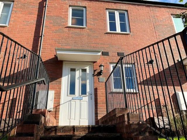 Apartment for rent in Sandy, Llanelli