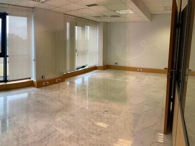 Oficina en alquiler en Triana, Sevilla