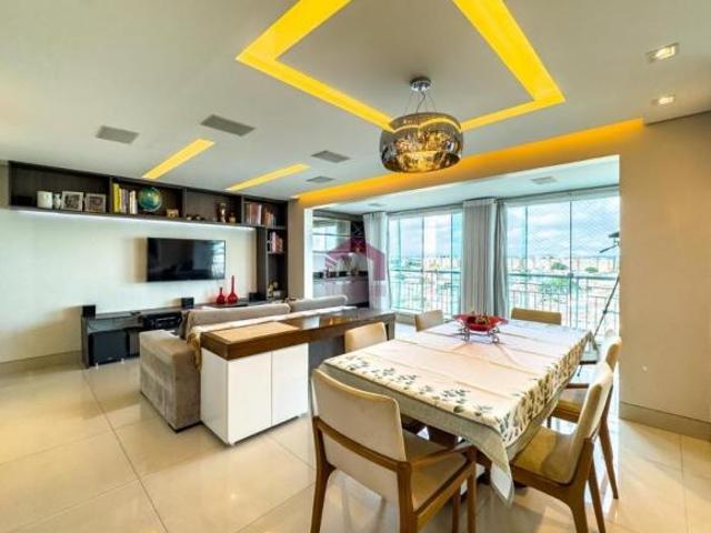 Apartamento venda em Região Geográfica Imediata do Distrito Federal, Região Integrada de Desenvolvimento do Distrito Federal e Entorno