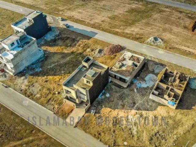 Land for sale in Islamabad