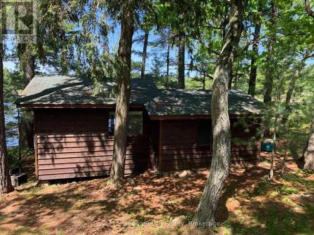 House for sale in Ancaster, Ontario