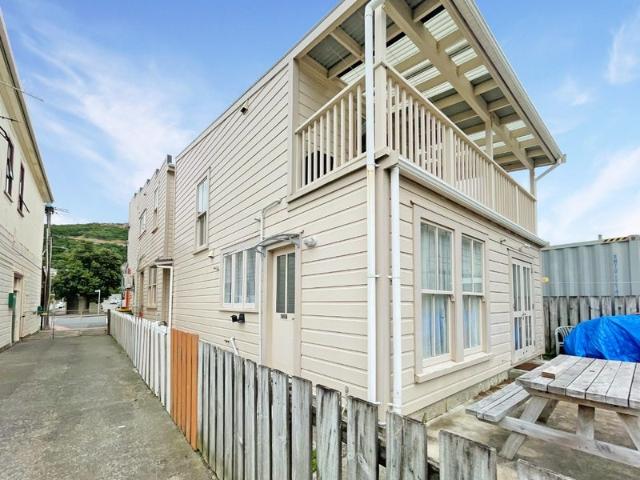 Apartment for rent in Matata, Wellington