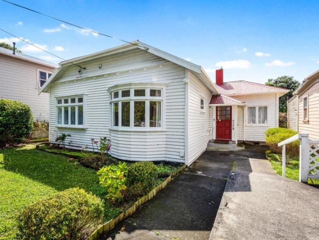 House for rent in Island Bay, Wellington