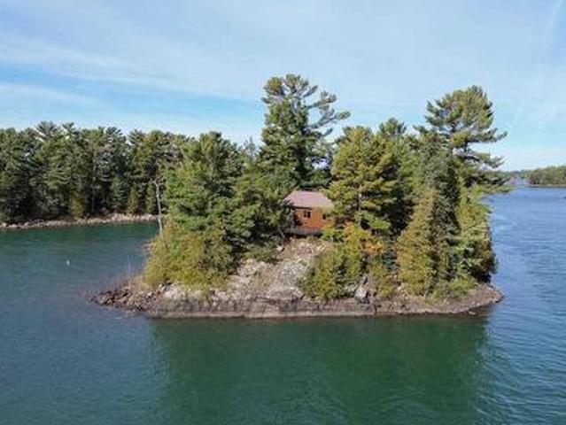 House for sale in Ontario