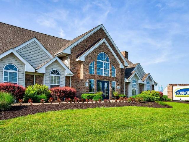Apartment for rent in Wallen Chase, Fort Wayne