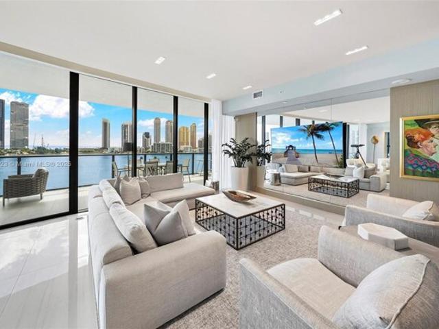 Condo for sale in Aventura