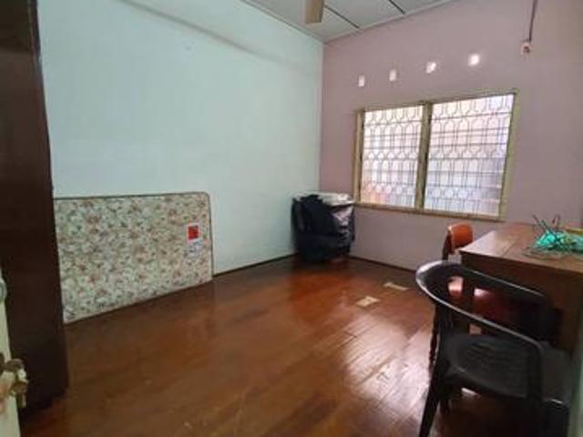 Terraced House for rent in Greenlane Heights, George Town