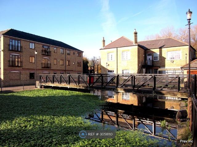 House for rent in London Borough of Merton, Greater London