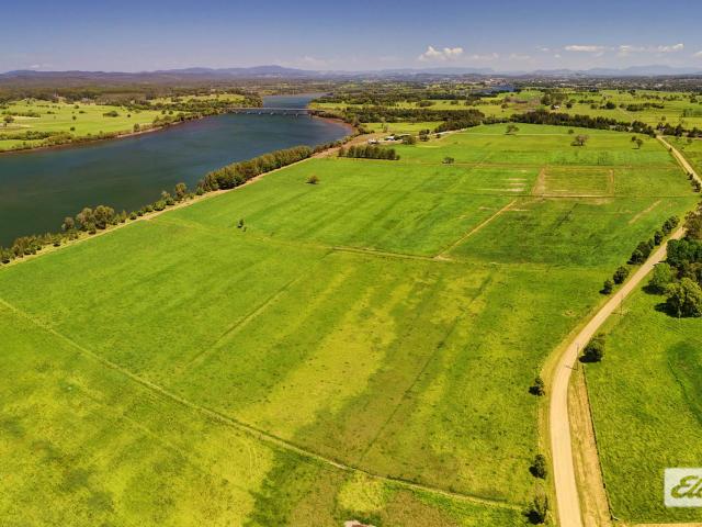 Cottage for sale in Dumaresq Island, New South Wales