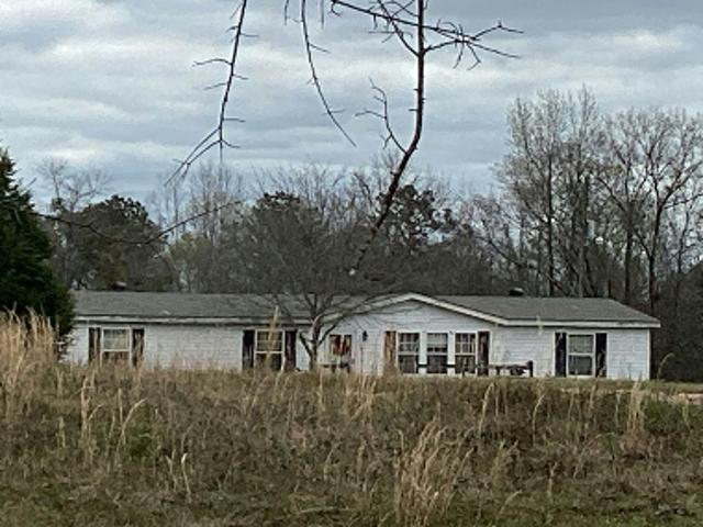 House for sale in Elmore, Alabama