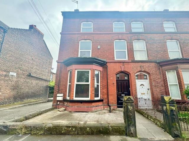 Apartment for rent in Garston, Calderstones