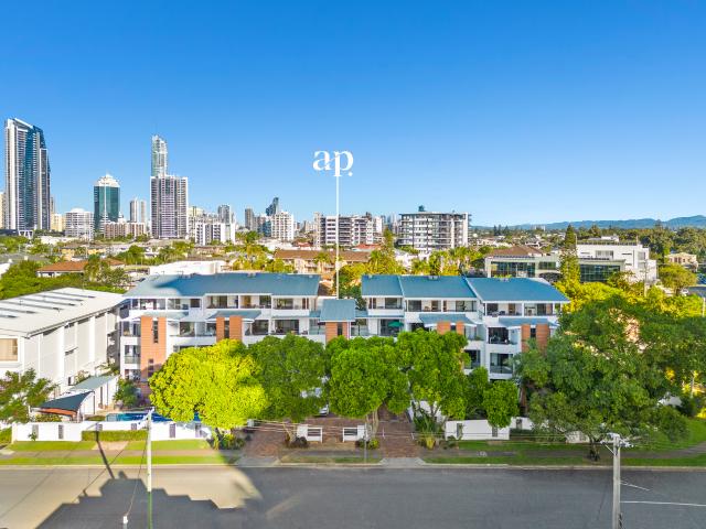 Apartment for sale in Chevron Island