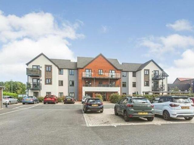 House for sale in Hounsome Fields, Priest Down