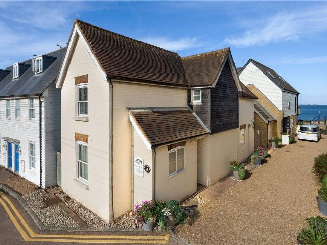 House for rent in The Bridge, Kent