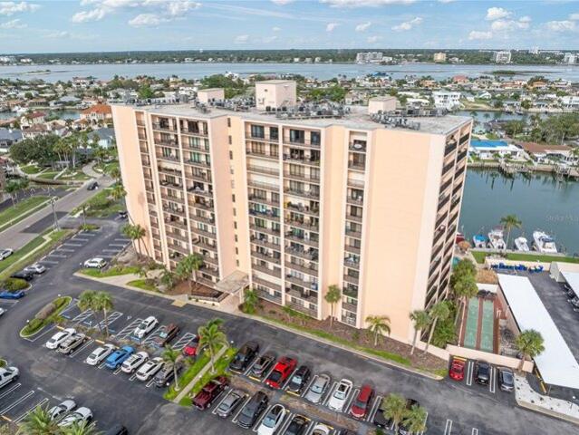 Condo for sale in Clearwater Beach