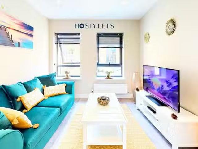 Apartment for rent in St. Marys Island, Gillingham