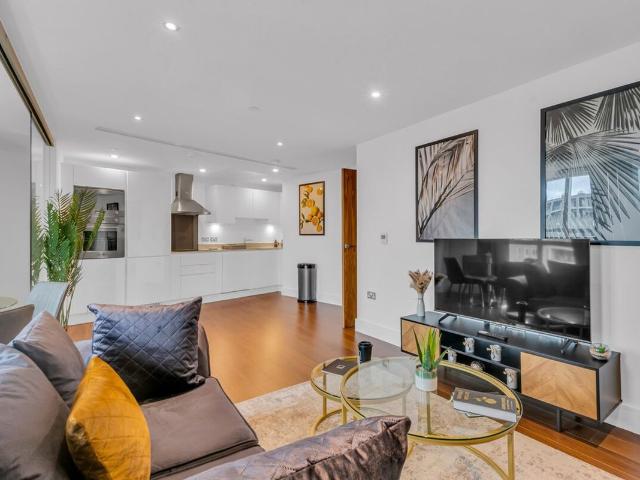 Apartment for rent in Isle Of Dogs, Isle Of Man