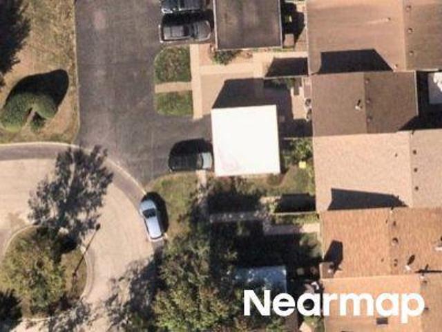 Townhouse for sale in Roselle