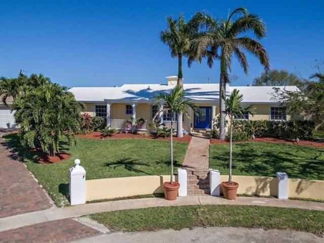 House for sale in North Palm Beach