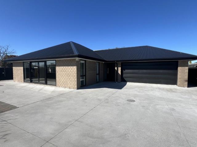 House for rent in Chaslands, Canterbury