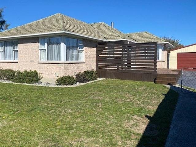 House for rent in Chaslands, Canterbury