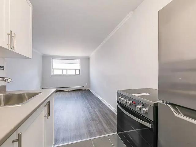 Apartment for rent in Etobicoke—Lakeshore, Toronto