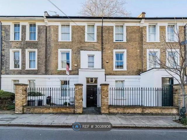 Apartment for rent in Highbury, Greater London