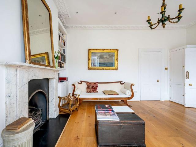 Apartment for rent in Highbury, Greater London