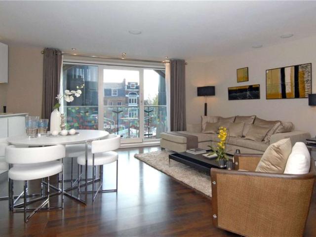 Apartment for rent in Islington, Cat Hill