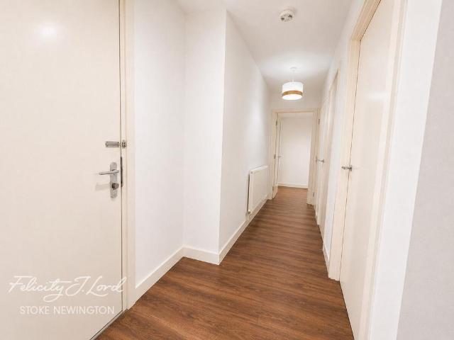 Apartment for rent in Greater London