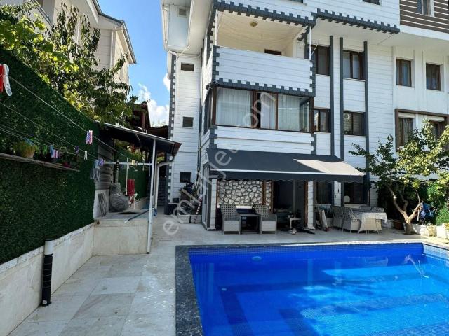 Isparta Merkez içerisinde satılık Villa