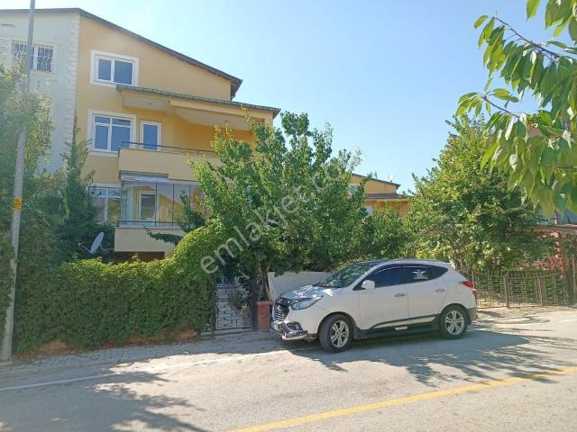 Isparta Merkez içerisinde satılık Villa
