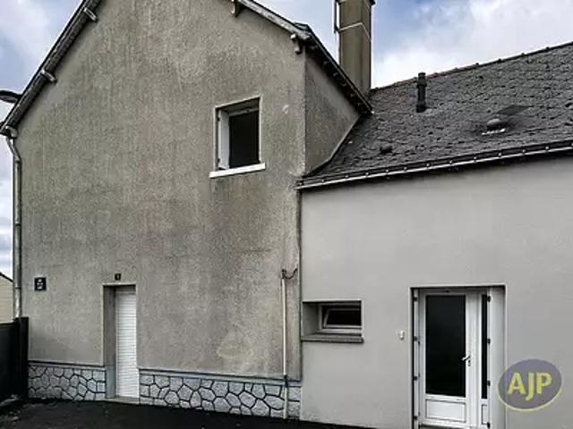 Maison location à Les Quejailles, Issé